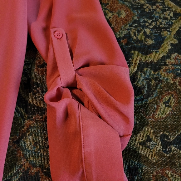 Blouse - Picture 2 of 4